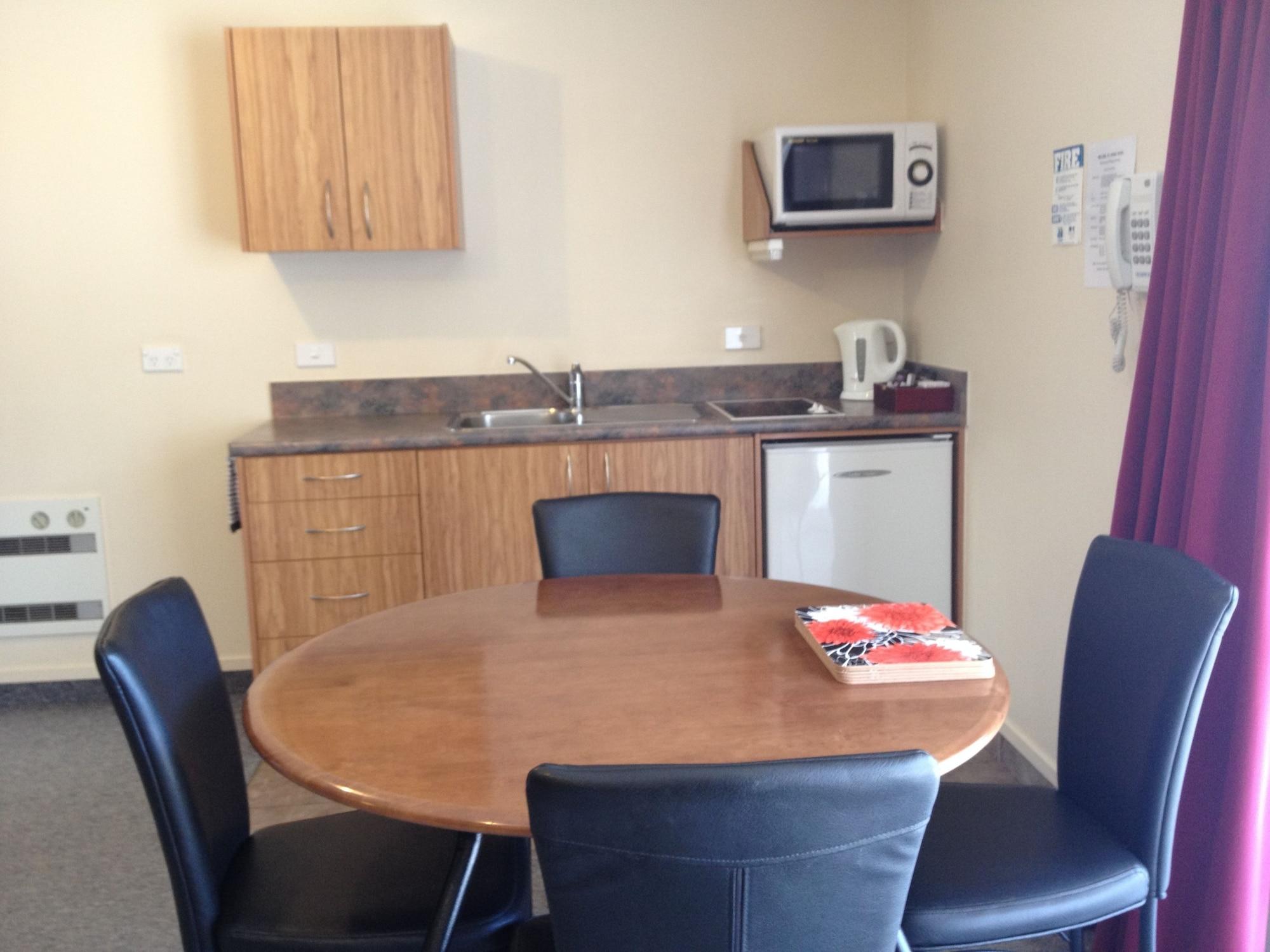 Arran Motel Te Anau Bagian luar foto