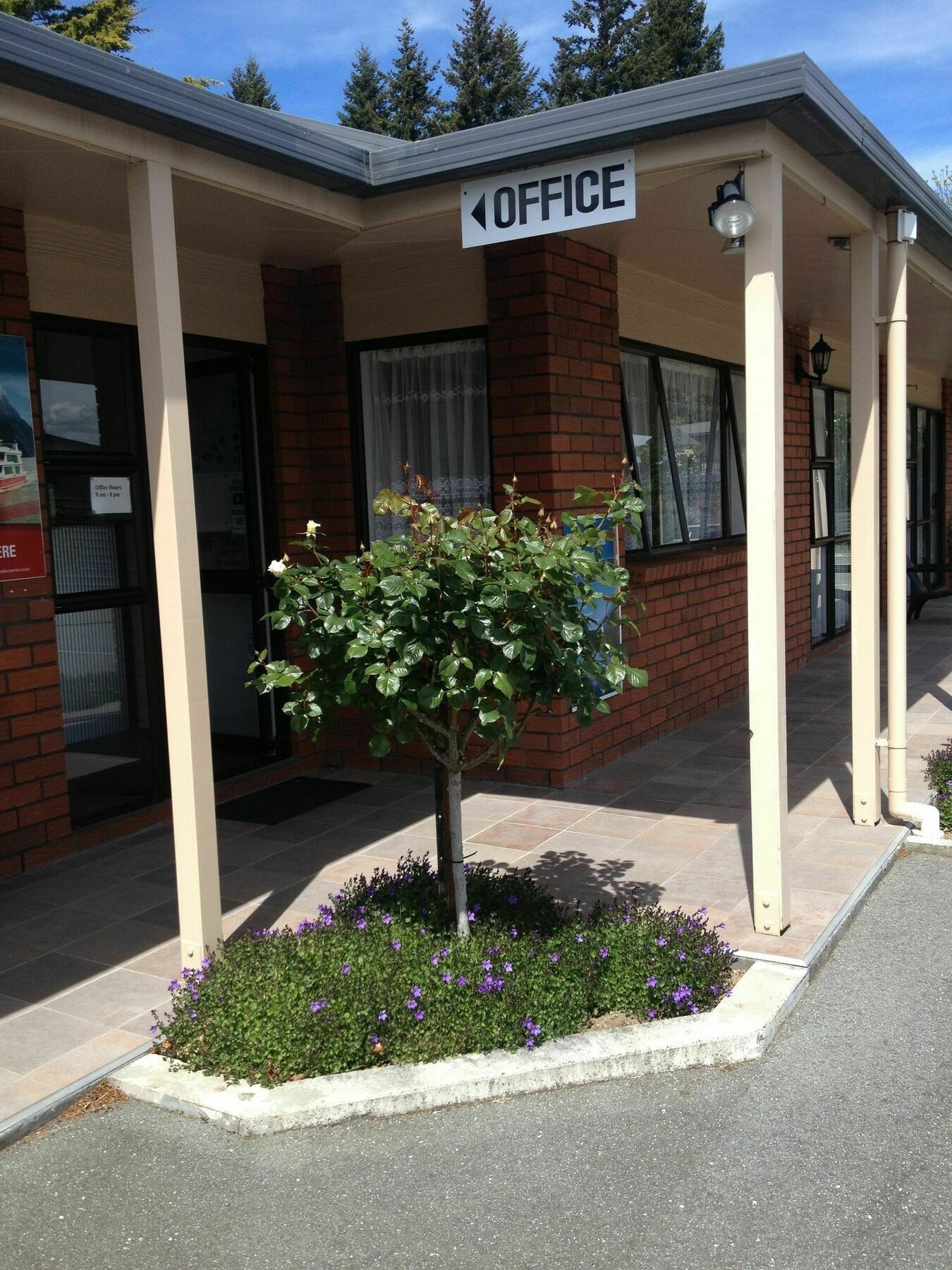 Arran Motel Te Anau Bagian luar foto